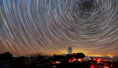 Unconventional approach to dark energy problem gives observed neutrino masses – Physics World