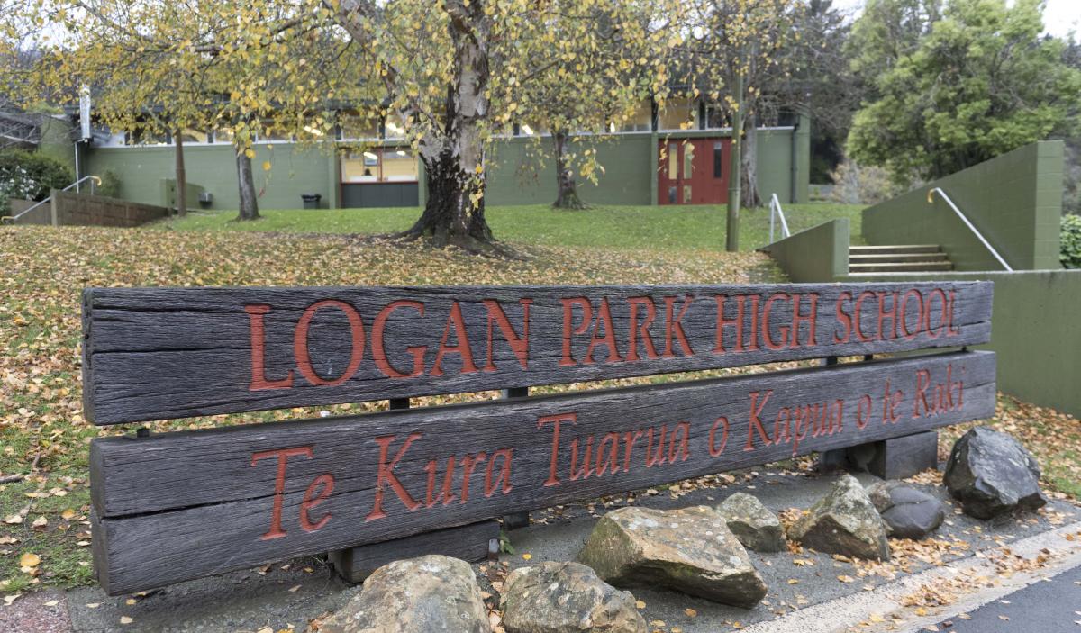 ‘Standing ovation’ over handling | Otago Daily Times Online News