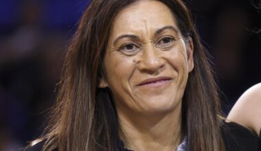 Stood-down Taurua set to return for talks