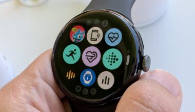 The new app drawer on Wear OS 6 on the Pixel Watch 3