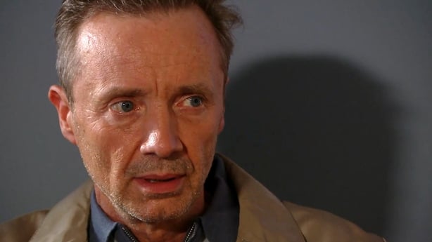 Anto breaks the news to Mondo