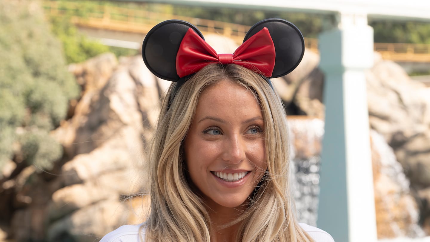 Alix Earle Channels Her Inner Disney Villain for Marvelously Moody ‘DWTS’ Performance