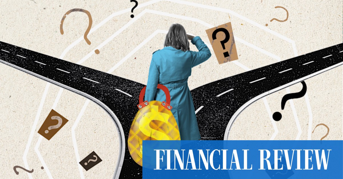 The photo on the cover of the magazine” Anthony Albanese and his new members and senators.