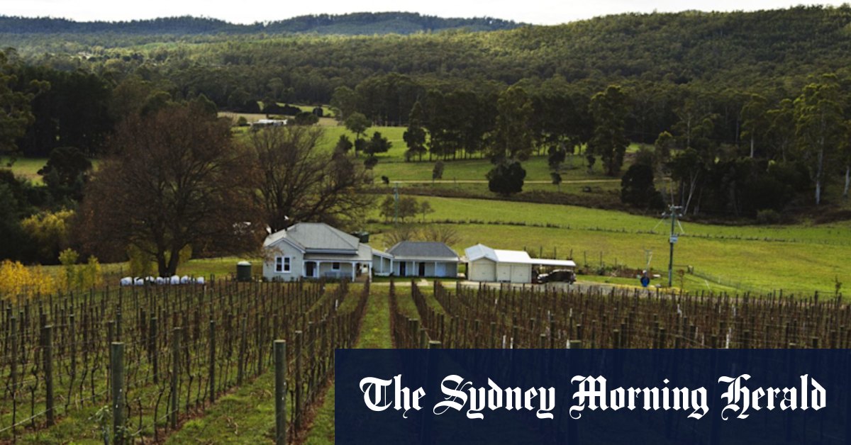 Heather Rose on Family Secrets, Convicts, and Tasmania