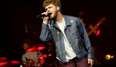 Alex Warren’s “Ordinary” Could Earn Multiple 2026 Grammy Nominations