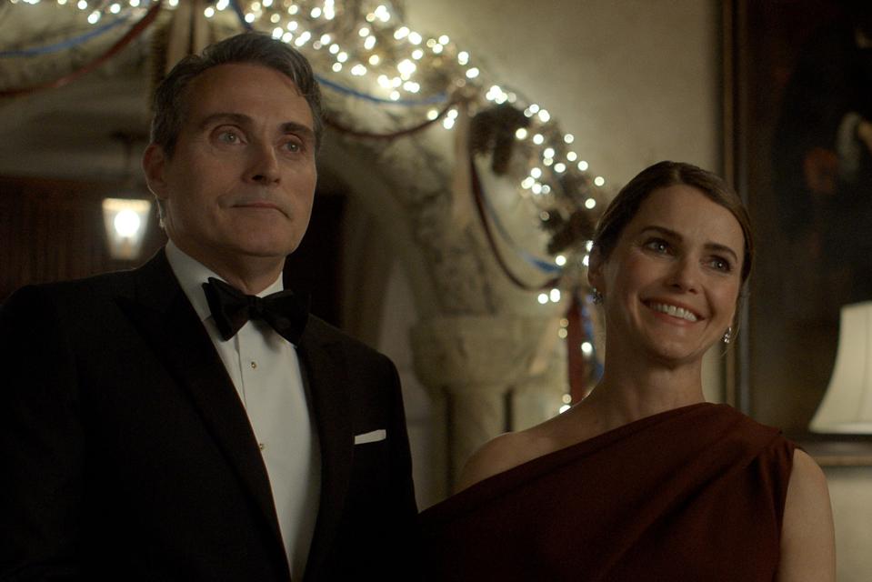 The Diplomat. (L to R) Rufus Sewell as Hal Wyler, Keri Russell as Kate Wyler in episode 308 of The Diplomat. Cr. Courtesy of Netflix © 2025