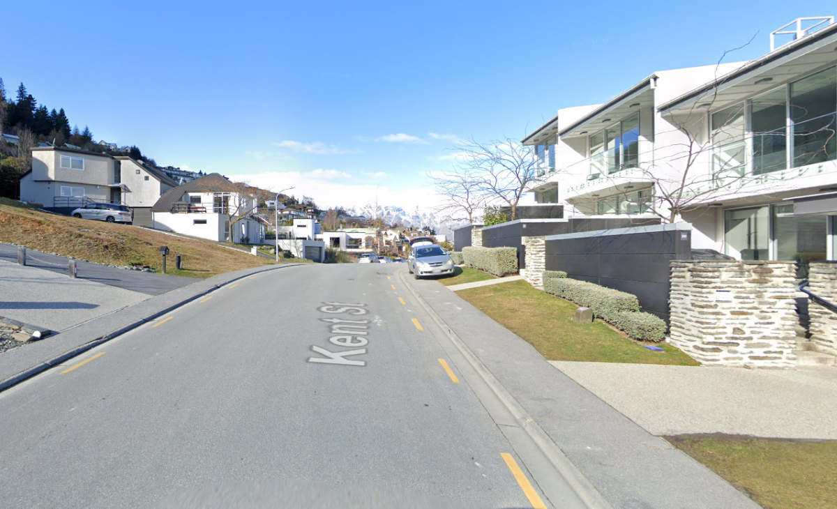 Police at scene of Queenstown sudden death