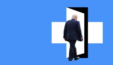 Trump Is Sleepwalking Into Political Disaster