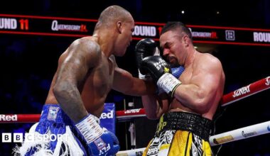 Joseph Parker is punches by Fabio Wardley