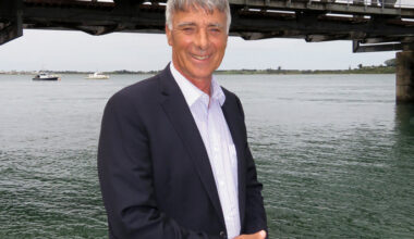 SunLive - Council chair steps down after 12 years