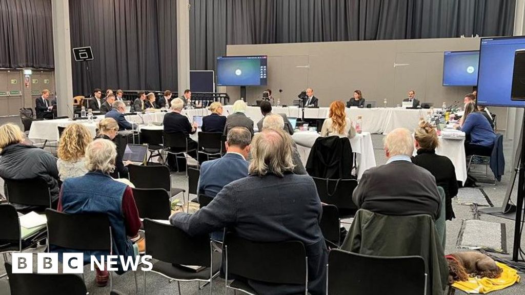 Botley West solar farm developer questioned over visual impact