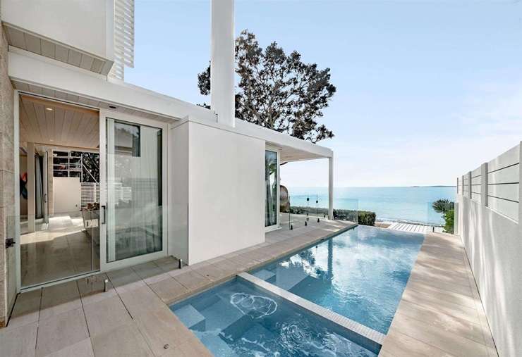 The beach house on Blomfield Spa, in Auckland's Takapuna, was sold earlier this month to a New Zealand buyer. Photo / Supplied