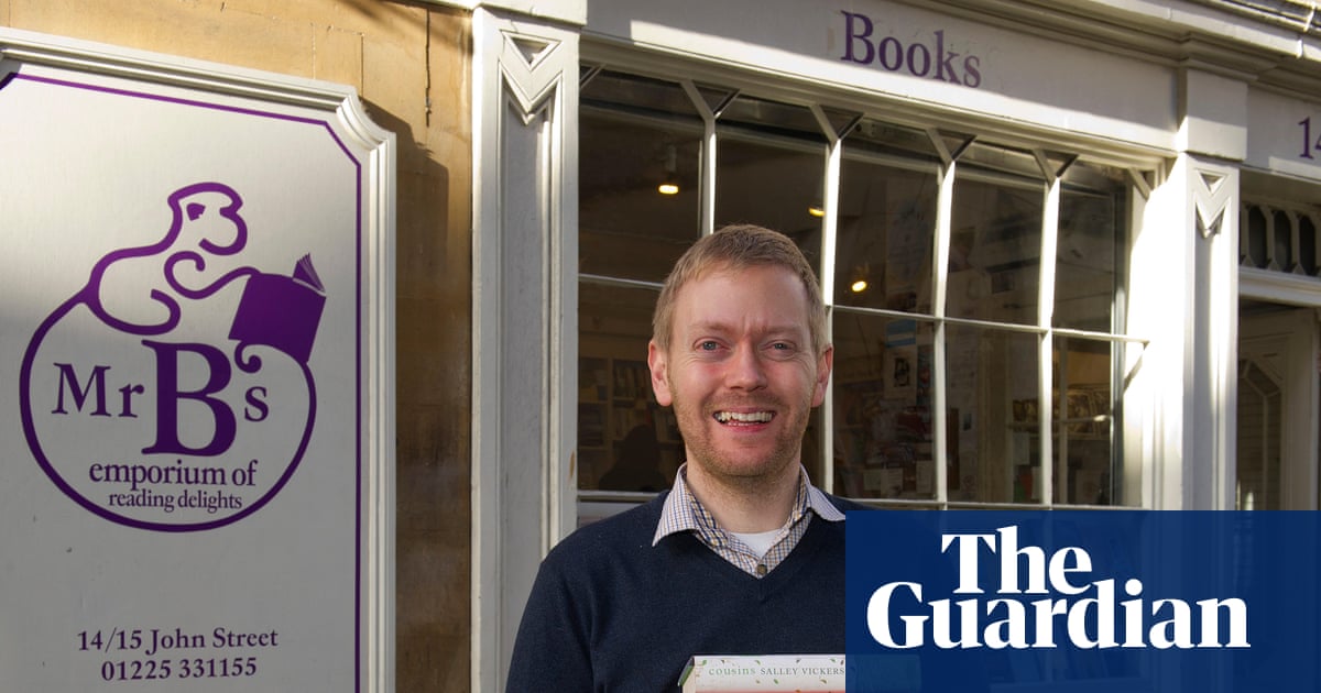‘A tool in the fight against Amazon’: independent bookshops to begin selling ebooks | Ebooks