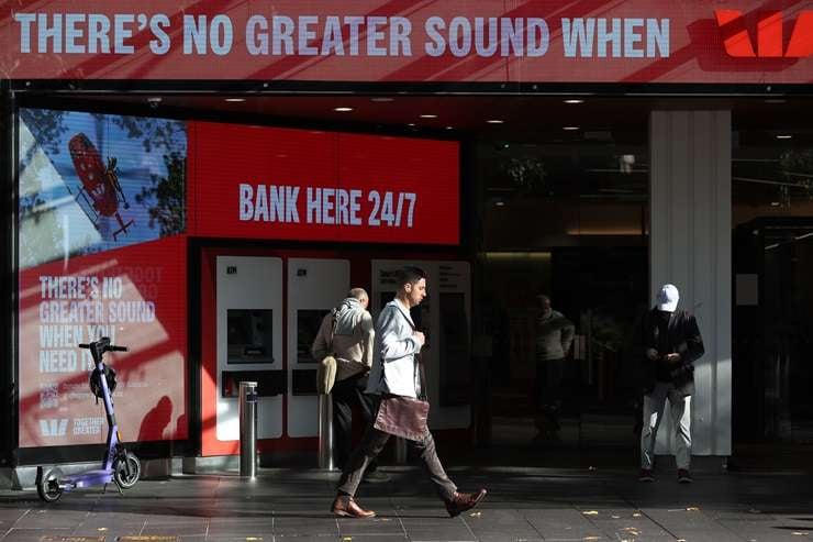 Independent economist Tony Alexander: 