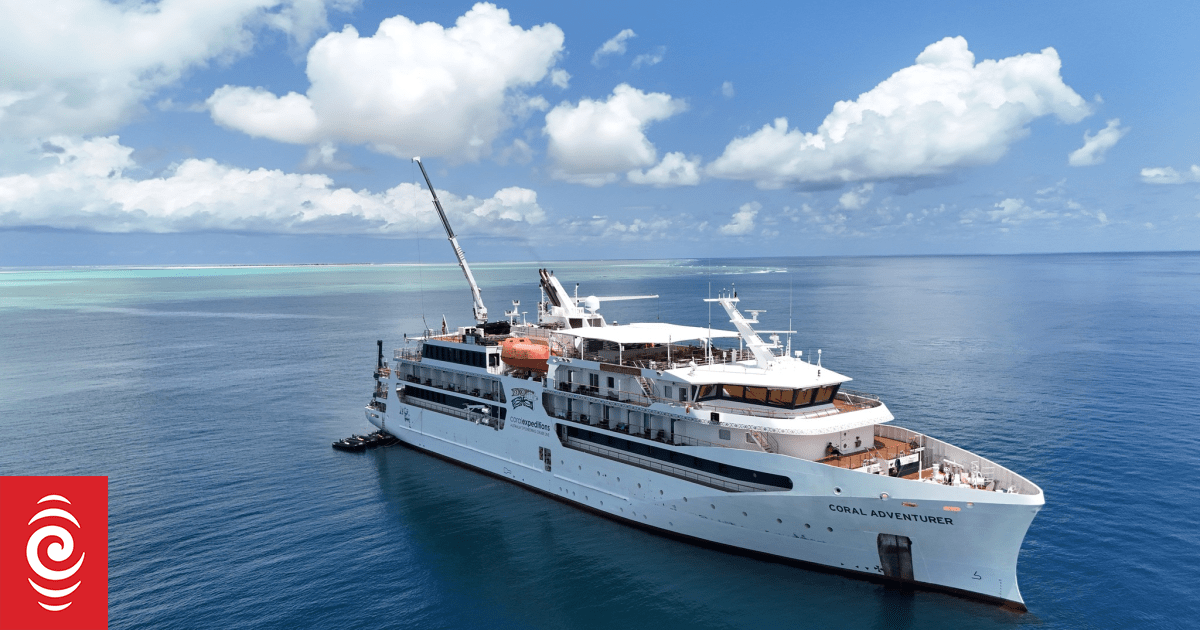 Safety authority investigates how cruise ship left woman's body on Lizard Island