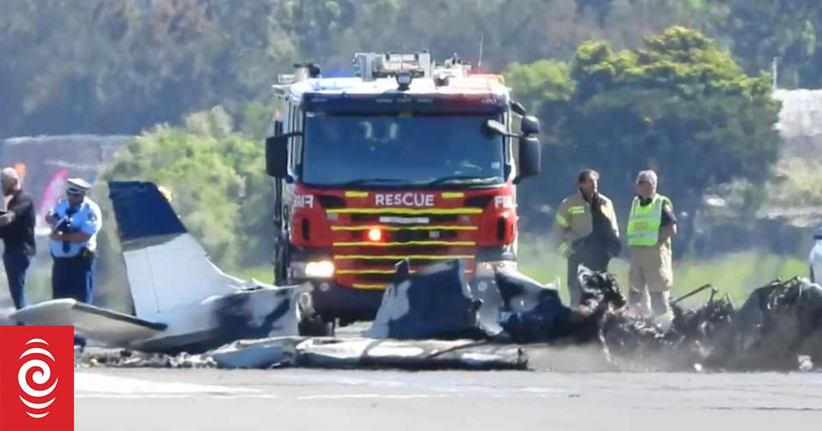 Three killed in plane crash at Shellharbour Airport in Australia