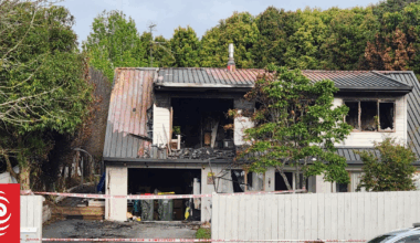 Residents unsettled as Bucklands Beach house fire leads to homicide investigation