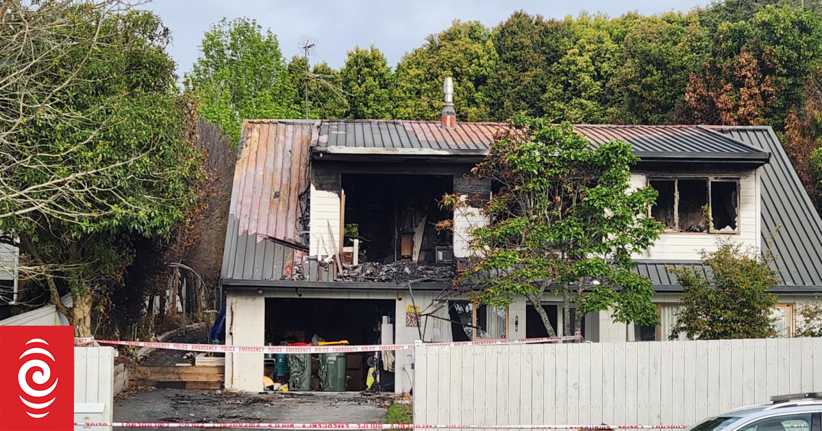 Residents unsettled as Bucklands Beach house fire leads to homicide investigation