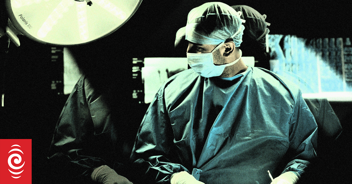 Outsourcing easy cases to private sector risks two-tier health system, doctors warn