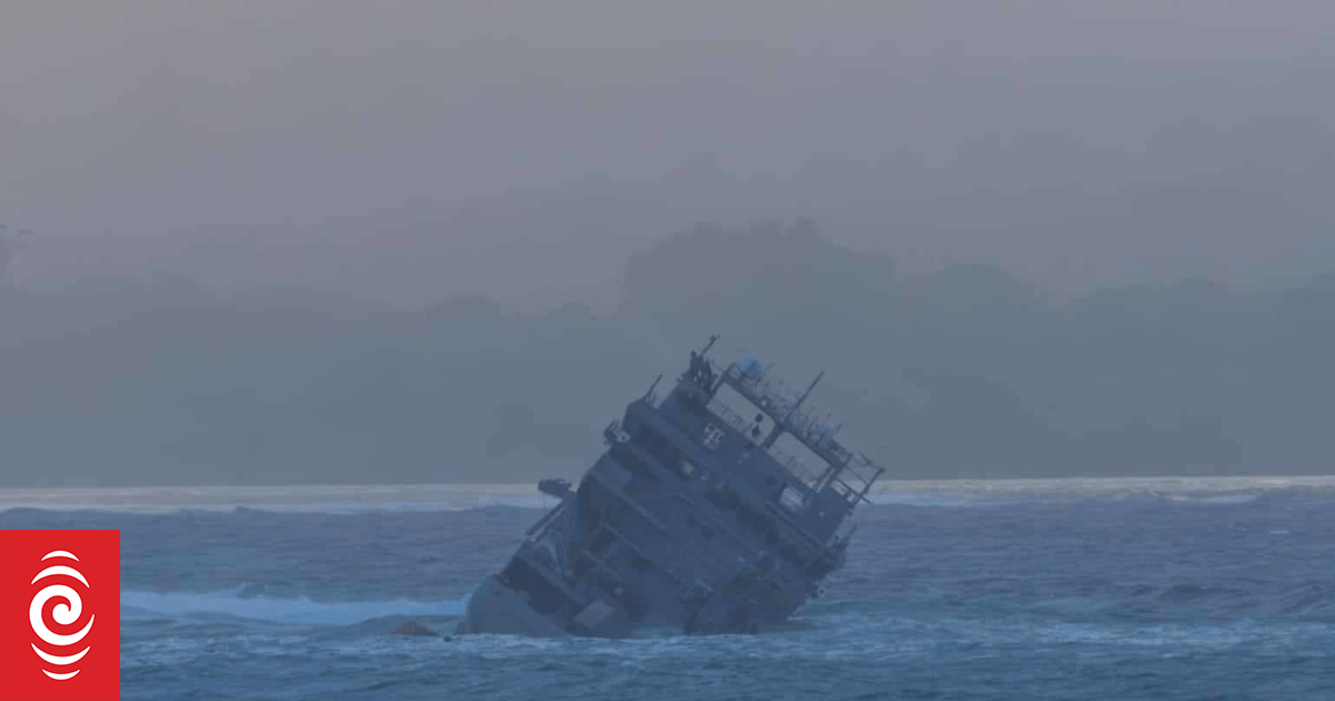 NZ strikes compensation deal with Samoa over Manawanui sinking