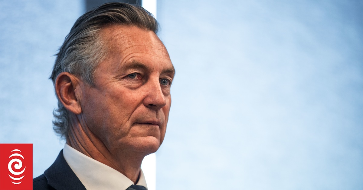 Mike Bush apologises for using Air Wing helicopter to fly to Tasmania