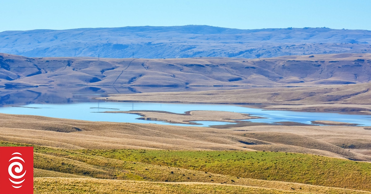 Group to lodge fast track consent bid for axed Lake Onslow hydro project