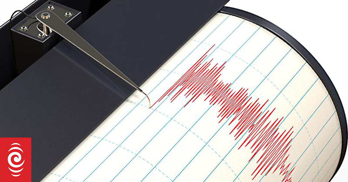 Magnitude 7.8 earthquake hits off tip of South America