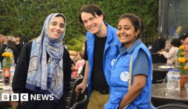 Southampton dentist teaches dentistry at largest refugee camp