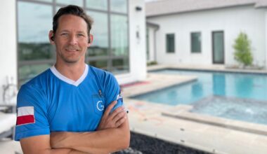 An Entrepreneur Shares His Top Business, Sales, and Leadership Books