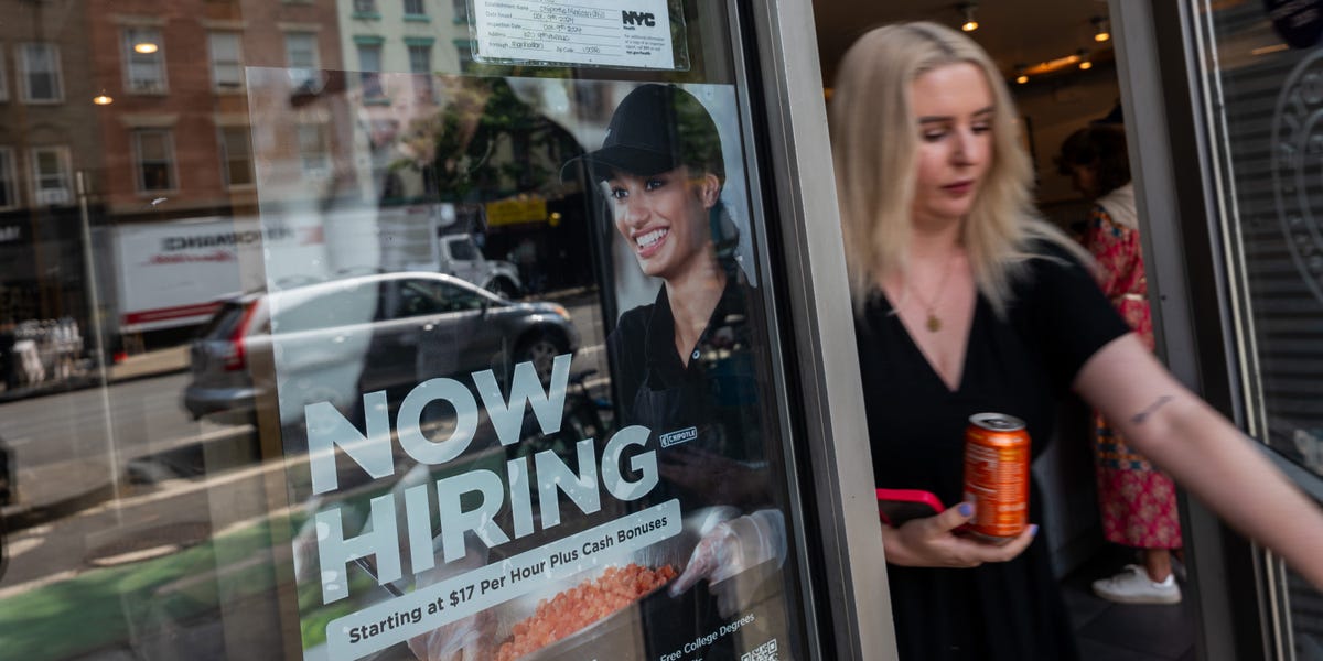 Jefferies Economist Shares 2 Labor Market Warning Signs He's Watching for