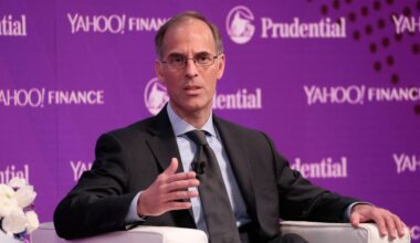 Stock Market Swings Highlight How the Wealth Effect Is an Economic Risk