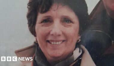 Patient 'threatened' by staff, Essex mental health inquiry told