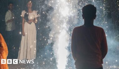 Day after Diwali, India capital wakes up to toxic haze