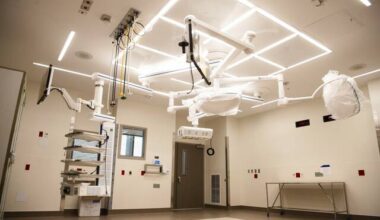8951141_web1_ptr-StClairHealth-2-042221