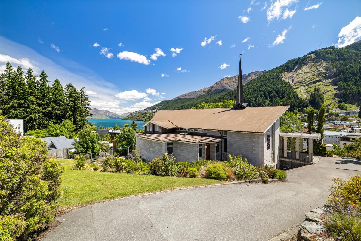 Church farewells Stanley St | Otago Daily Times Online News