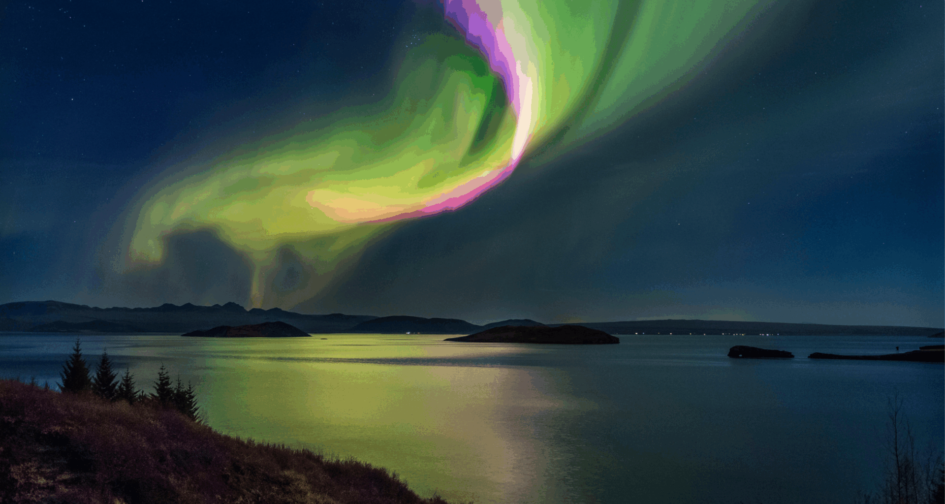 Bucket list destinations to see the Northern Lights