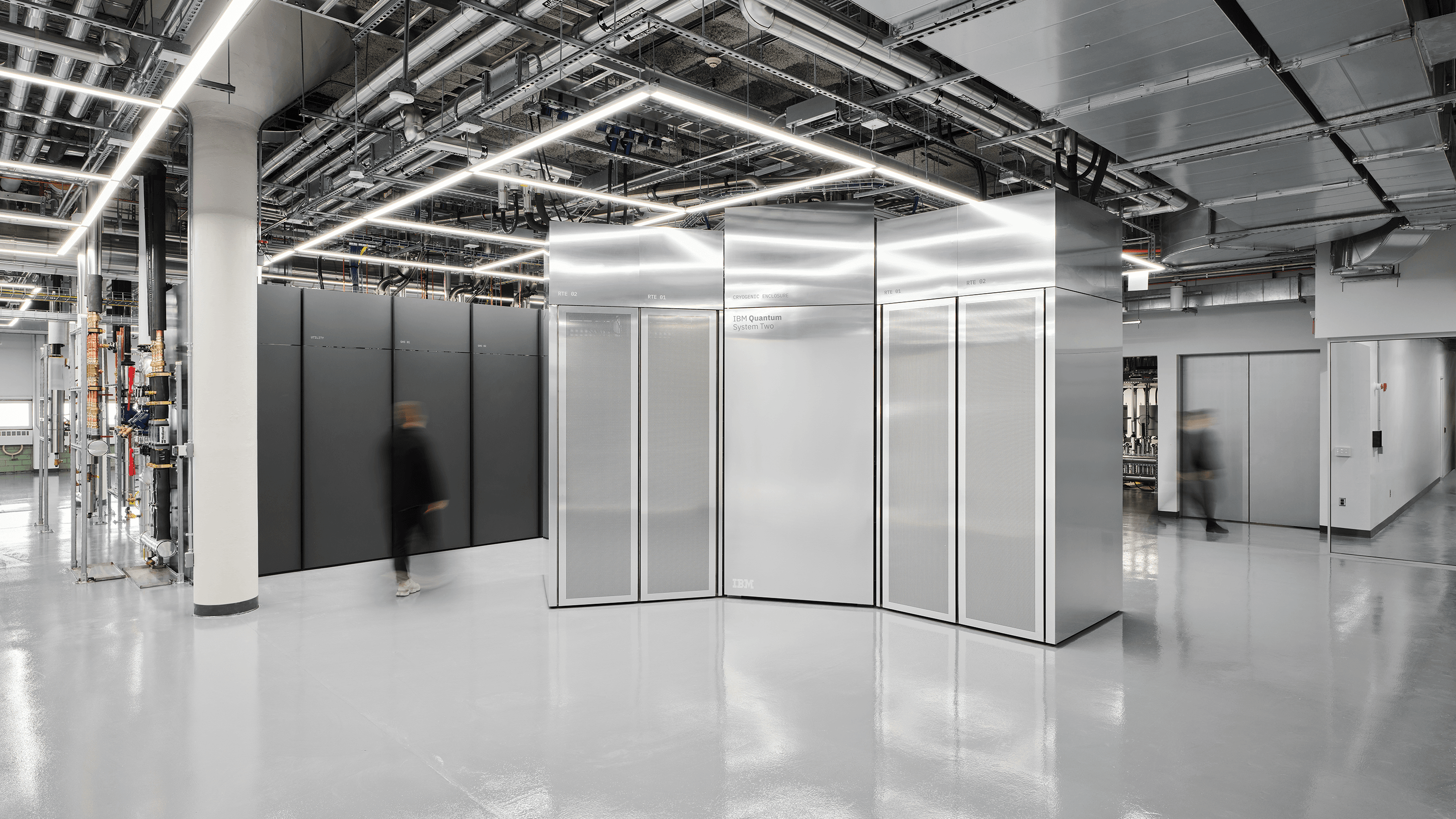 IBM Quantum-POK-02-People-2_16-9.png