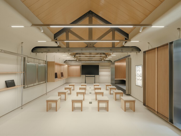 Nikon Shanghai Flagship Store 2.0 / LUKSTUDIO - Image 1 of 22