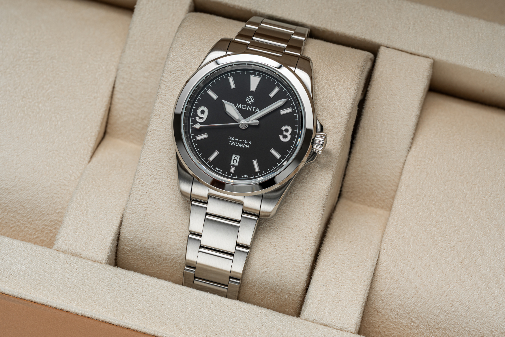 MONTA triumph 2025 watchbox img