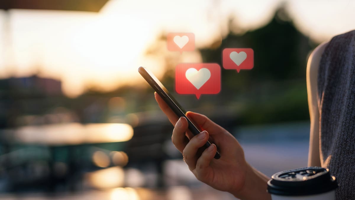 Breadcrumbing and three other dating red flags you should watch out for