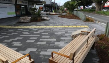 SunLive - Council stands by plaza project despite criticism