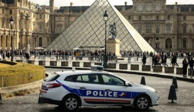 Two suspects arrested over jewel theft from Paris' Louvre museum