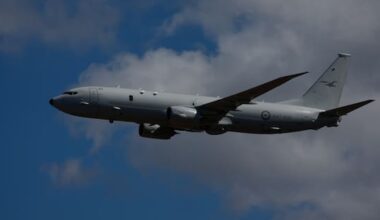 China fighter jet flares scare sparks Australian alarm