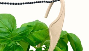 Eco friendly plant support clips tackles plastic waste