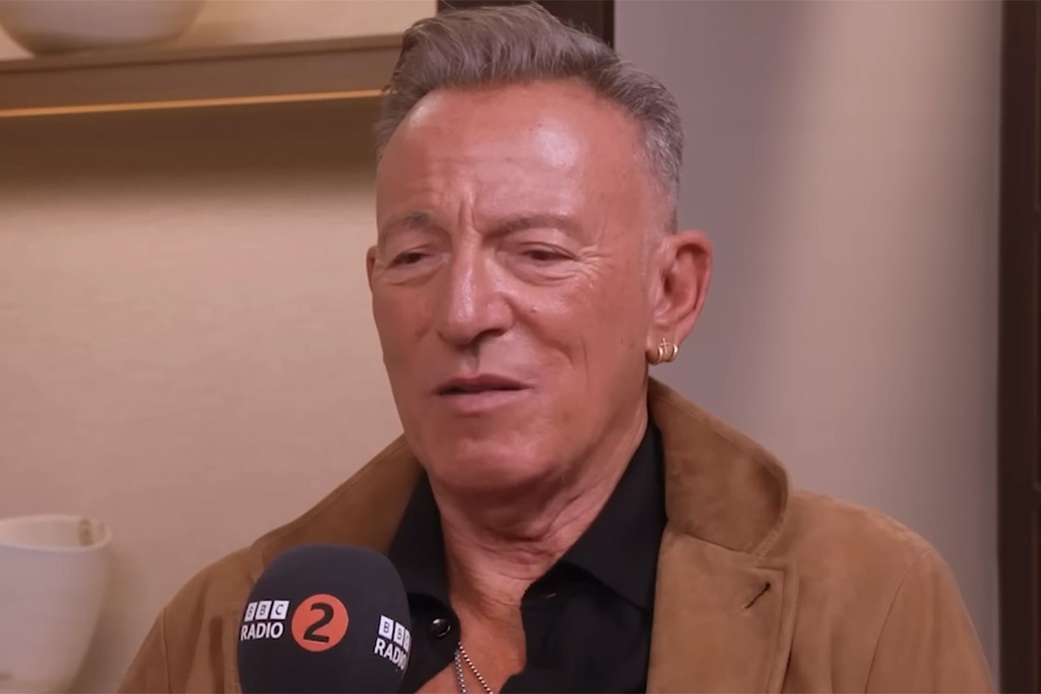 Bruce Springsteen Says He Would ‘Disguise Myself Before Going into the Psychiatrist’