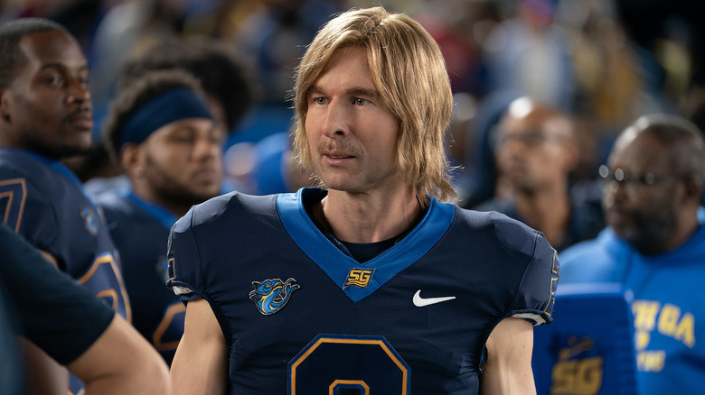 Chad Powers Glen Powell