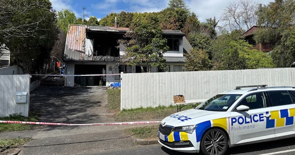 Police say house fire that killed two in Auckland deliberately lit