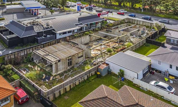 The McDonald's Kelston drive-thru on the corner of West Coast Road and Great North Road, in West Auckland, returns $488,269 a year, not including GST. Photo / Supplied