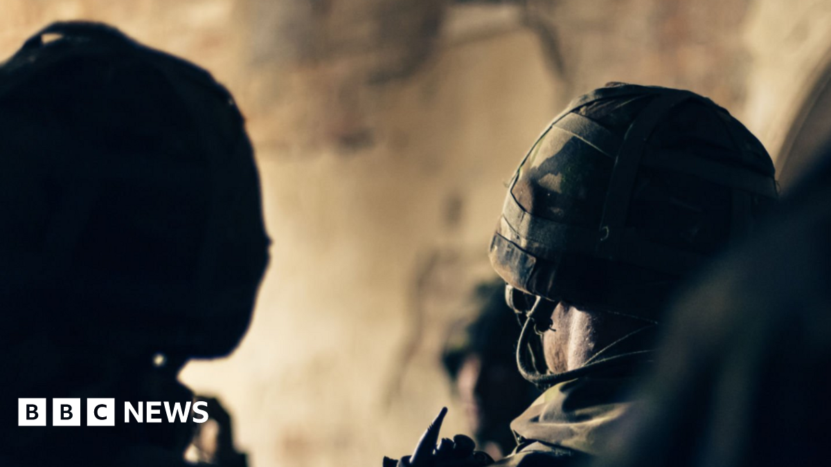 Leonard and Hungry Paul