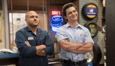 How Georgie & Mandy's Season 2 Premiere Hints At Georgie's Big Bang Theory Destiny - TVLine